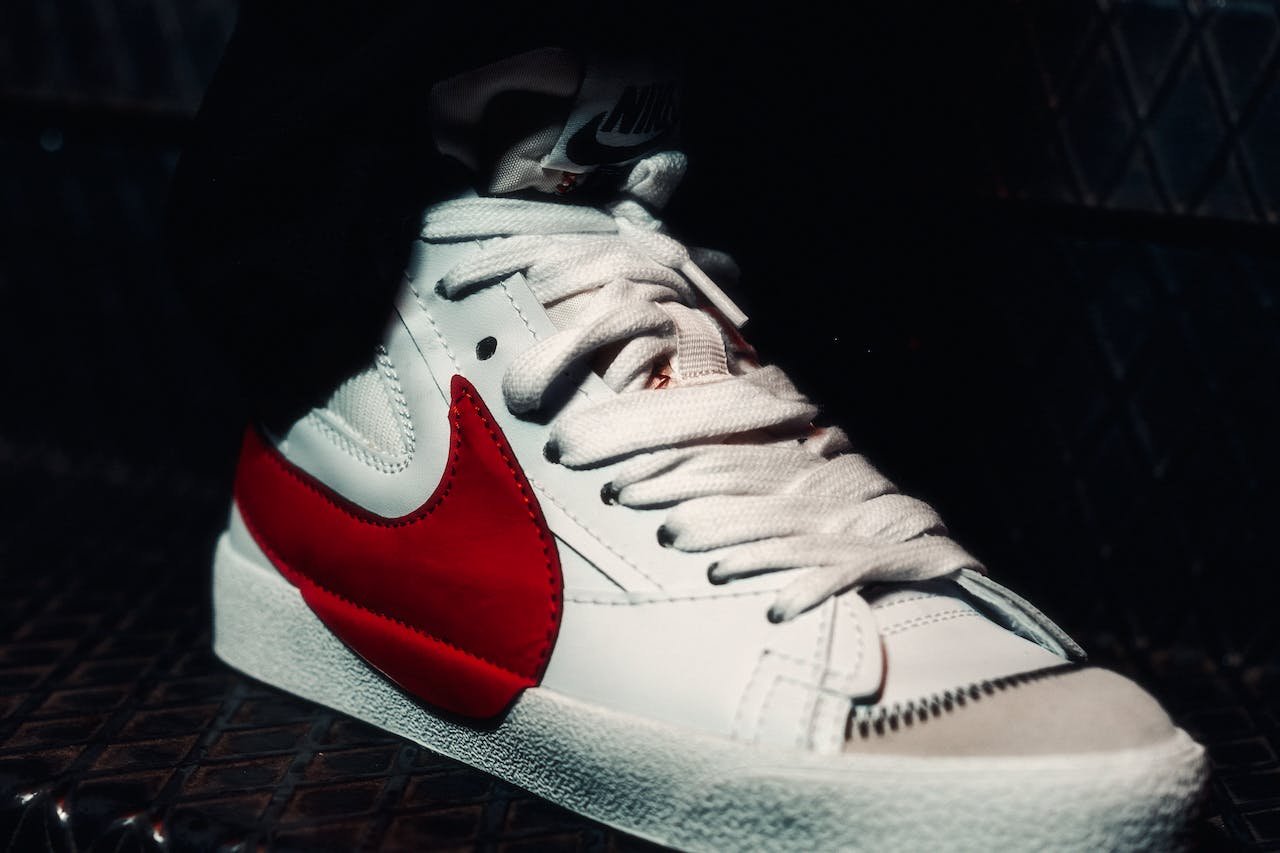 tenis vermelho masculino