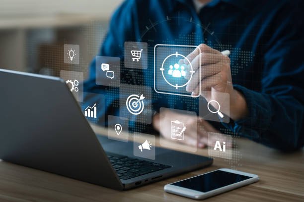 IA personaliza experiências ao analisar dados, prever comportamentos e adaptar interações em tempo real.