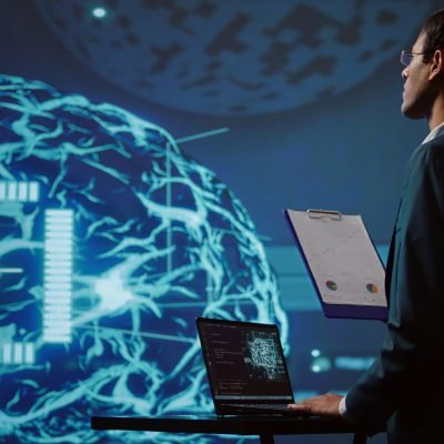 Como a inteligência artificial vai transformar o seu emprego e como se preparar